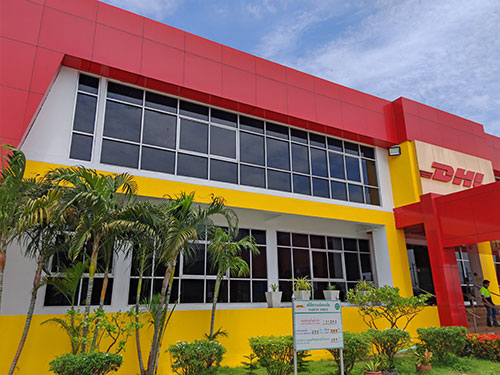 รับติดฟิล์มอาคาร