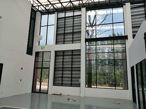 ฟิล์มติดอาคาร