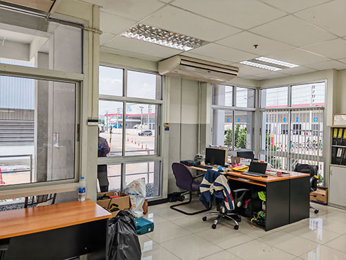 ฟิล์มติดอาคาร