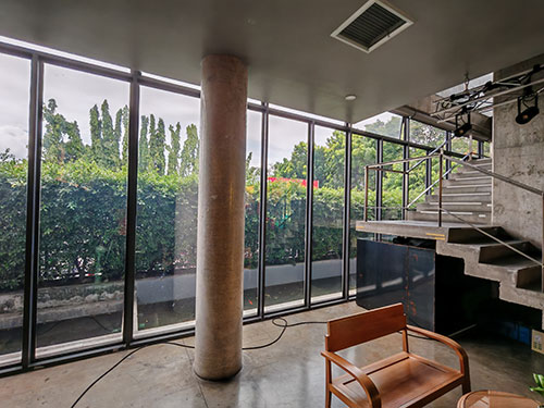 ฟิล์มติดอาคาร